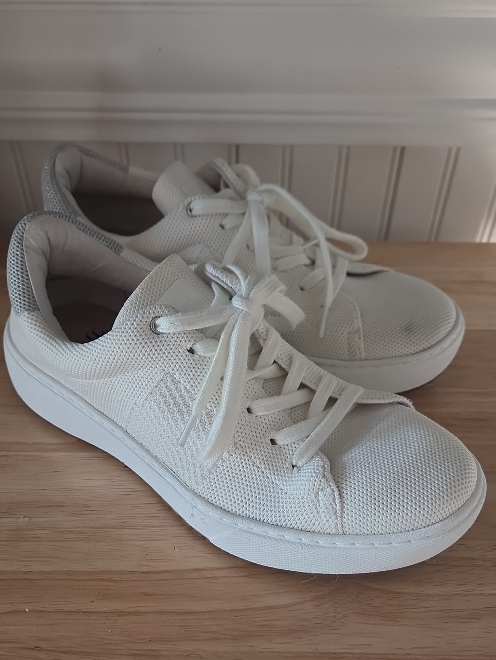 Sofft Waylyn Sneaker Shoes Womens White/Gray 8